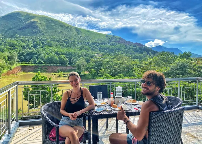 Bella Villa Coron